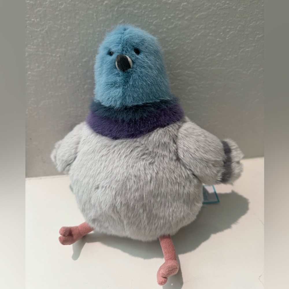 Authentic NWT FAO Schwarz Jellycat Diner Exclusive Strutton Pigeon SOLD OUT NYC